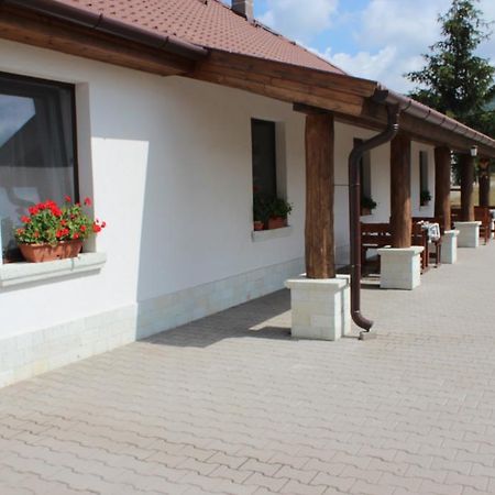 Hotel Pillango Vendeghaz Tállya Exterior foto